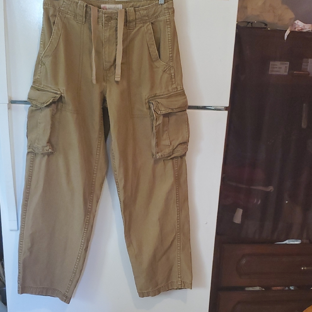 Men's    Lace  Waist Tan Cargo Pants Size 32 X 32